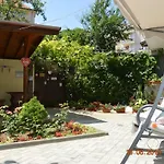 Guest house Maris 2*