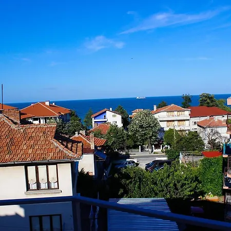 Maris Πανσιόν 2*