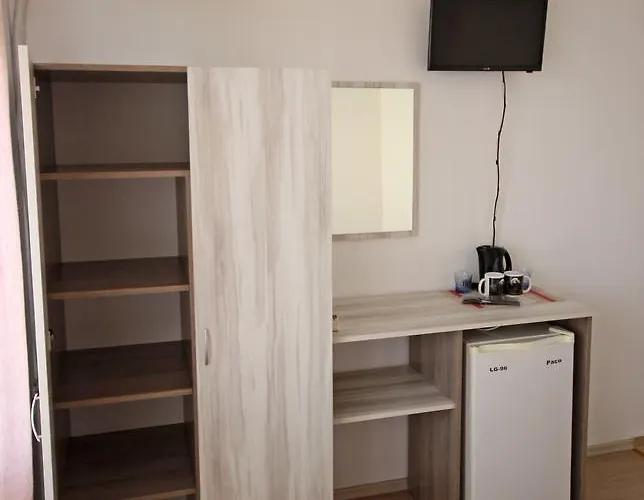 Guest house Maris Obzor